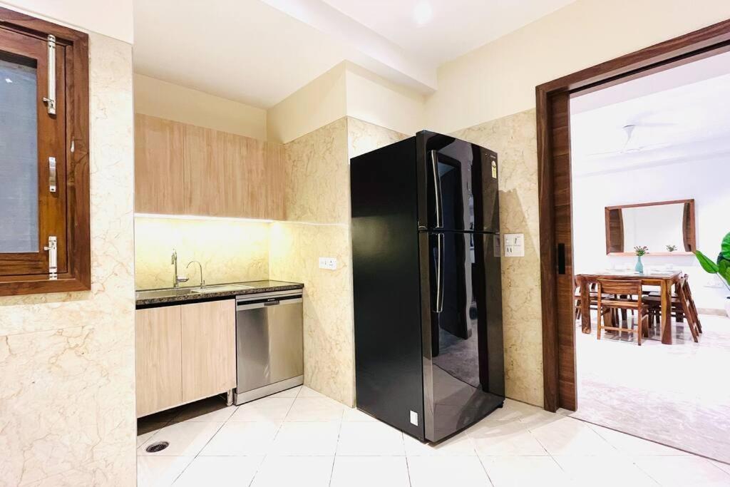 Bluo 3Bhk Saket Citywalk Mall - Lift, Balcony, Parking New Delhi