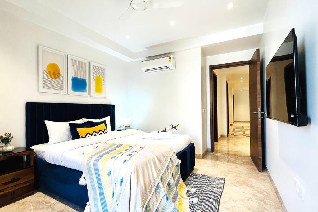 Bluo 3Bhk Saket Citywalk Mall - Lift, Balcony, Parking New Delhi